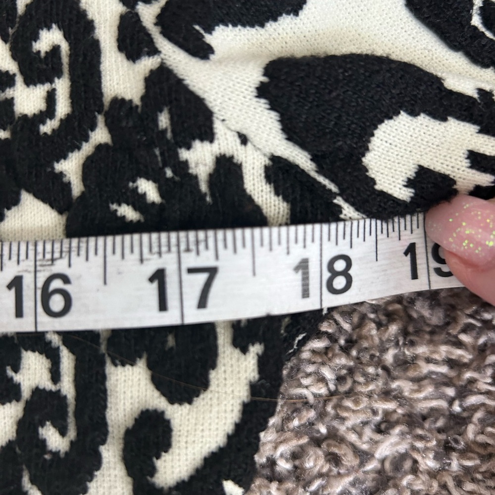 Soft Surroundings Women’s Zip Up Black and Off White Cardigan Sweater Size Large - Picture 7 of 9